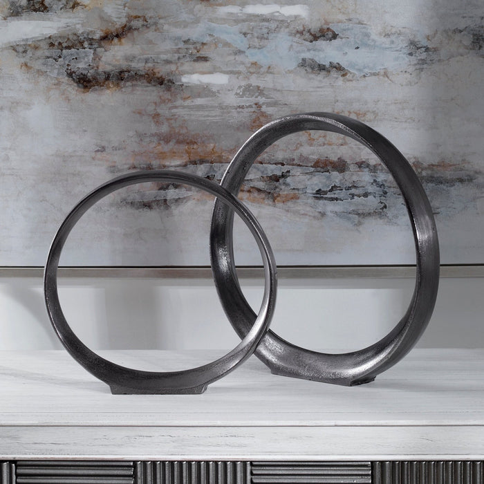 Uttermost Orbits Black Ring Sculptures, S/2 17913