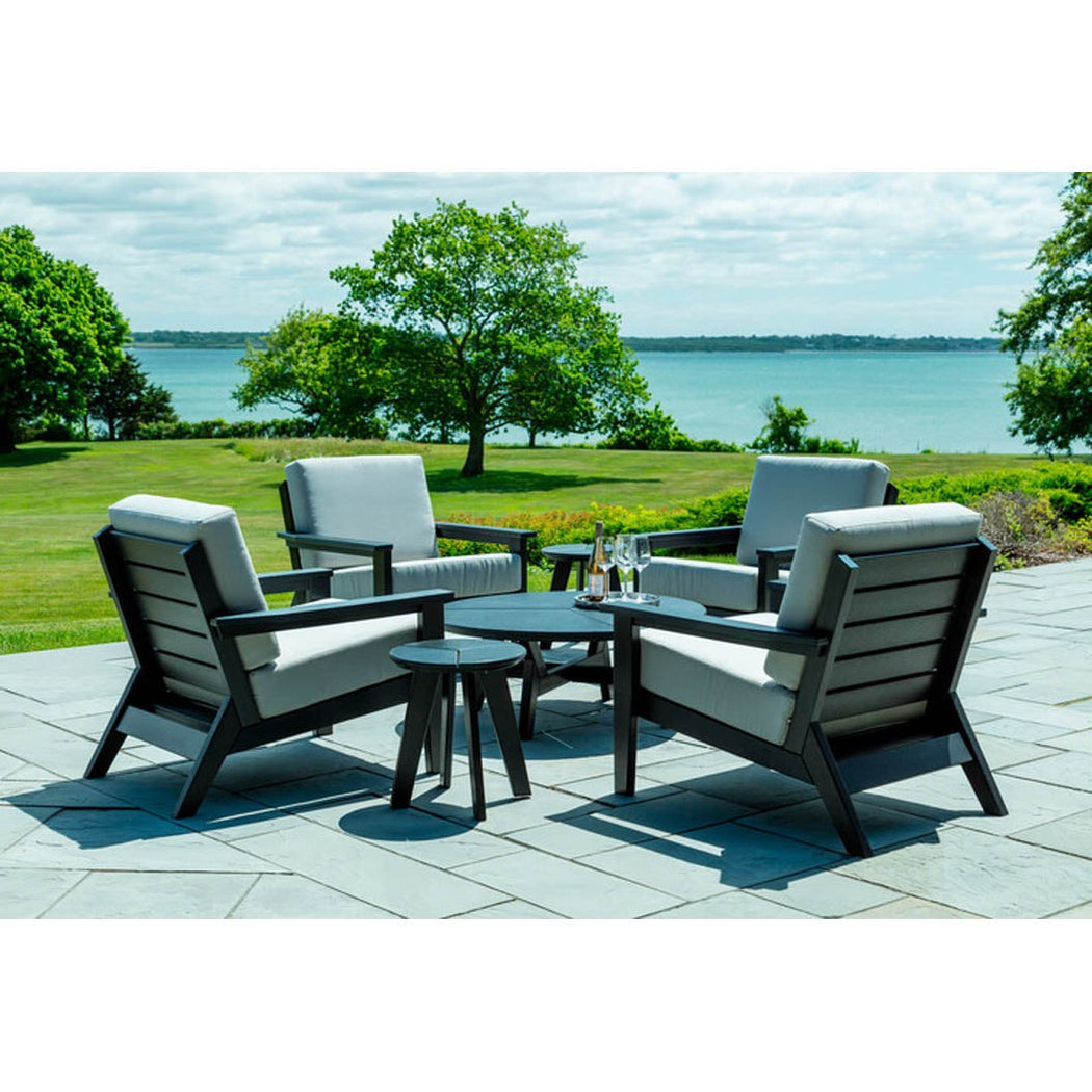 Seaside Casual Dex Round Chat Table