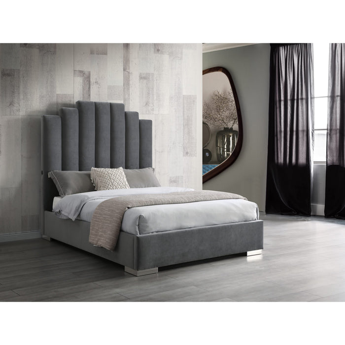 Whiteline Modern Living Jordan Queen Bed