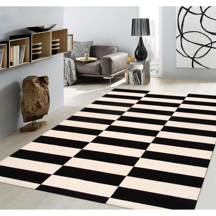 Pasargad Home Rodeo Collection Hand-Tufted White/Black Bsilk & Wool Area Rug- 7' 9" X 9' 9" PCC-04 8X10