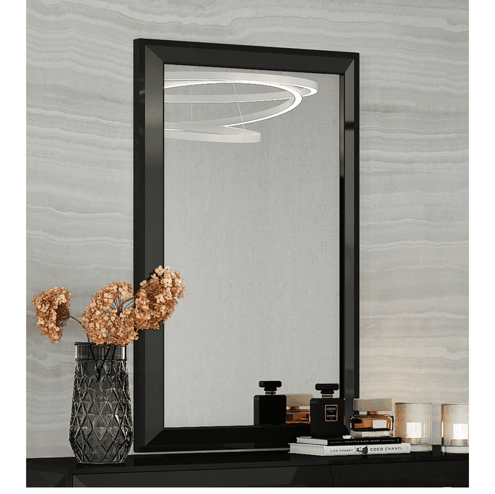 Whiteline Modern Living Abrazo Mirror