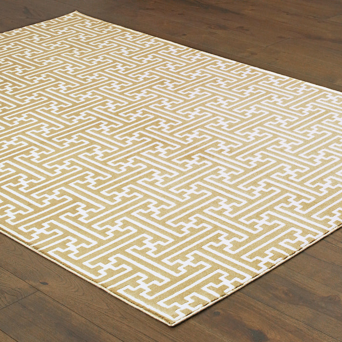 Oriental Weavers Bowen 1333Y Gold/ Ivory 6'7"" x 9'6"" Indoor Area Rug B1333Y200290ST