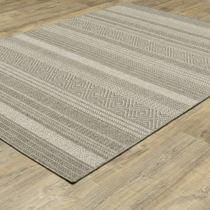 Oriental Weavers Caicos CA06A Grey/ Light Grey 9'10"" x 12'10"" Indoor Area Rug CCA06A300390ST