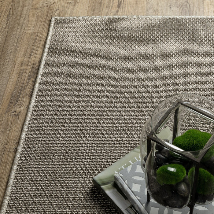 Oriental Weavers Caicos CA07A Grey/ Light Grey 9'10"" x 12'10"" Indoor Area Rug CCA07A300390ST