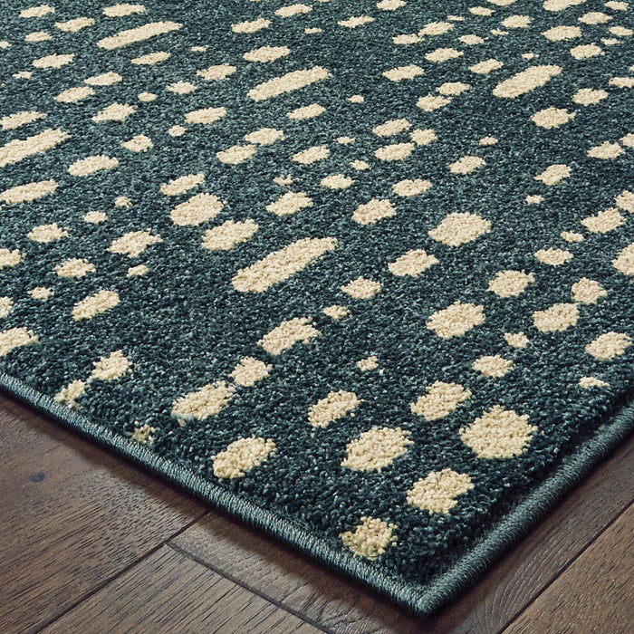 Oriental Weavers Carson 9673B Blue/ Ivory 7'10"" x 10' Indoor Area Rug C9673B240305ST