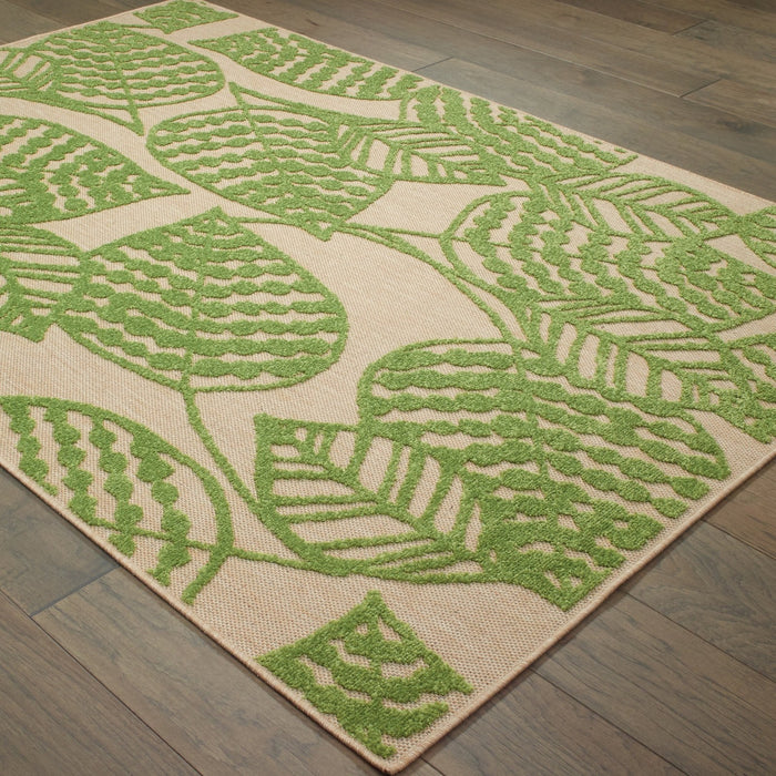 Oriental Weavers Cayman 566F9 Sand/ Green 9'10"" x 12'10"" Indoor/Outdoor Area Rug C566F9300390ST