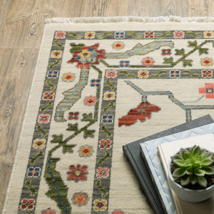 Oriental Weavers Lucca 5506W Ivory/ Multi 5'3"" x 7'6"" Indoor Area Rug L5506W160235ST