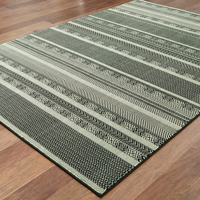 Oriental Weavers Luna 1802K Black/ Ivory 9'10"" x 12'10"" Indoor Area Rug L1802K300390ST