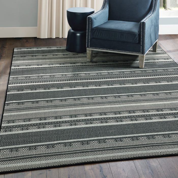 Oriental Weavers Luna 1802K Black/ Ivory 9'10"" x 12'10"" Indoor Area Rug L1802K300390ST