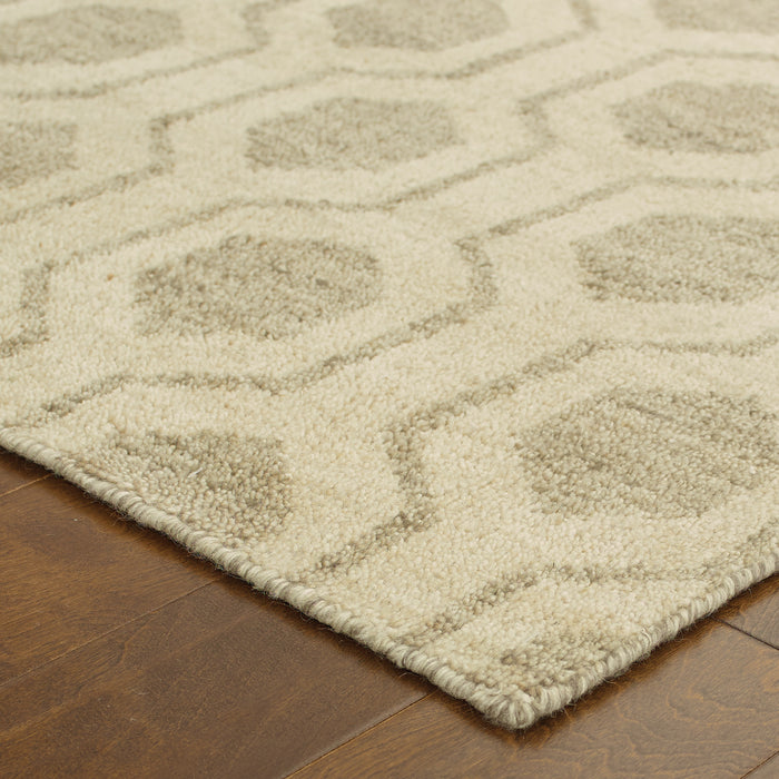 Oriental Weavers Maddox 56505 Beige/ Stone 3'6"" x 5'6"" Indoor Area Rug M56505107168ST