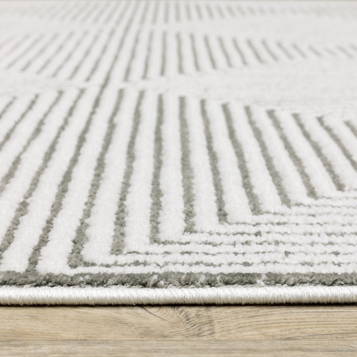 Oriental Weavers Montecito 8111W Grey/ White 7'10"" x 10'10"" Indoor Area Rug M8111W240340ST