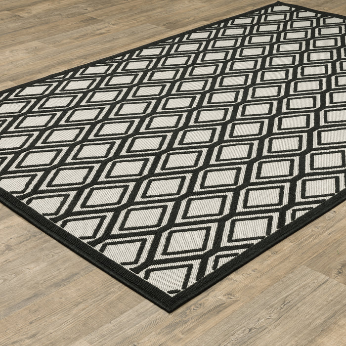 Oriental Weavers Torrey 4151G Light Grey/ Black 9'10"" x 12'10"" Indoor/Outdoor Area Rug T4151G300390ST
