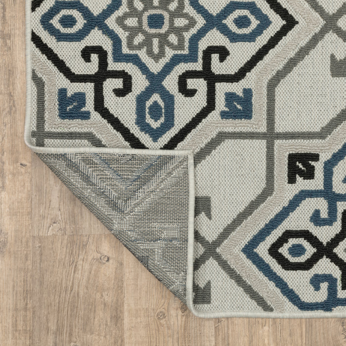 Oriental Weavers Torrey 004Y1 Light Grey/ Blue 9'10"" x 12'10"" Indoor/Outdoor Area Rug T004Y1300390ST