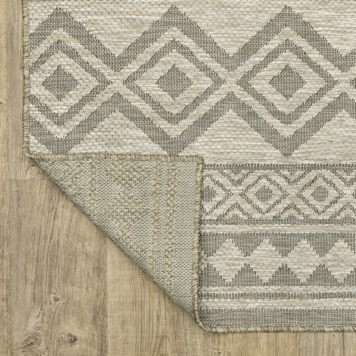 Oriental Weavers Tortuga TR03A Tan/Black 9'10"" x 12'10"" Indoor Area Rug TTR03A300390ST