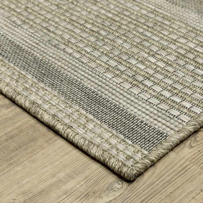 Oriental Weavers Tortuga TR07A Beige/ Black 9'10"" x 12'10"" Indoor Area Rug TTR07A300390ST