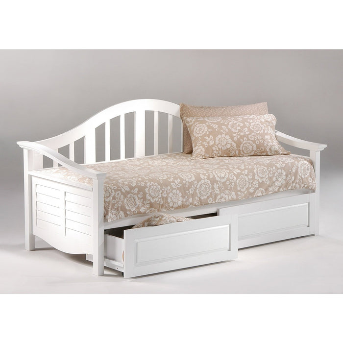 Night and Day Furniture White Seagull Daybed Complete