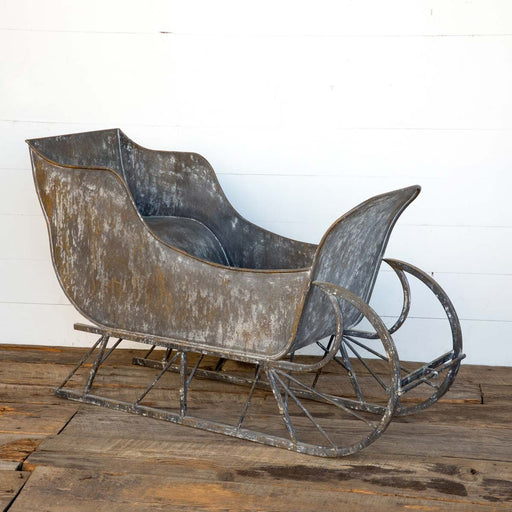Park Hill Collection Alpine Sanctuary Old Fashioned Open Sleigh XDX80938